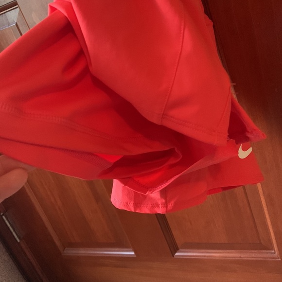 Nike shorts - Picture 3 of 3